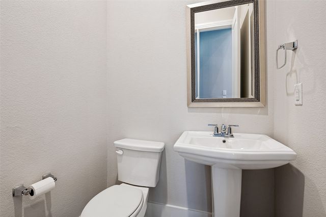 2209 Cooper River Trail, Waxahachie, TX 75165