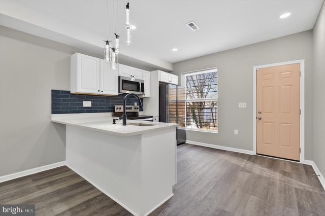 12 S SMALLWOOD ST, Baltimore, MD 21223