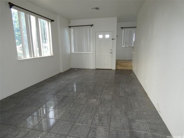 92-7049 Elele Street 18, Kapolei, HI 96707