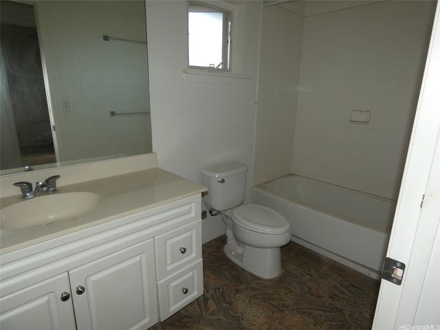 92-7049 Elele Street 18, Kapolei, HI 96707