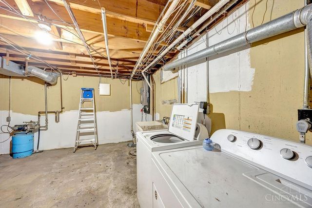 712 Taylor School Road, Hamilton, OH 45013