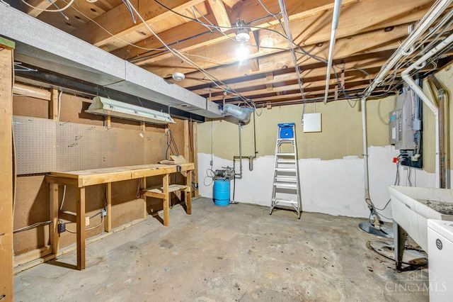 712 Taylor School Road, Hamilton, OH 45013