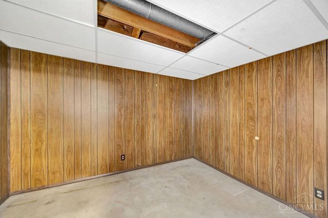 712 Taylor School Road, Hamilton, OH 45013