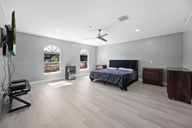 12629 75th Lane N, West Palm Beach, FL 33412