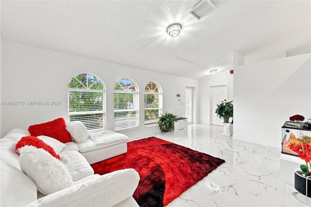 12629 75th Lane N, West Palm Beach, FL 33412