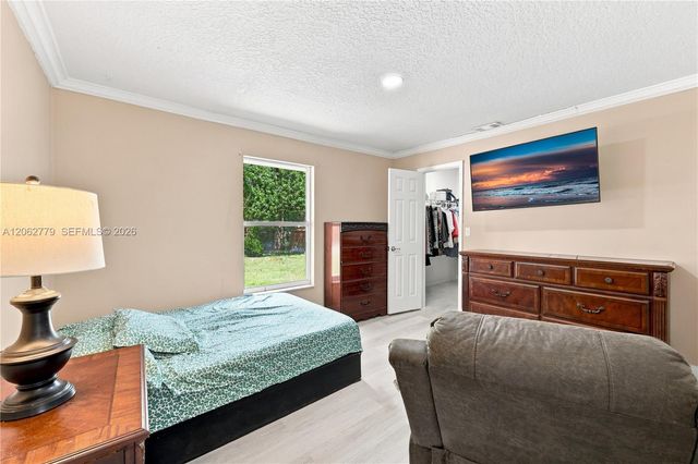 12629 75th Lane N, West Palm Beach, FL 33412
