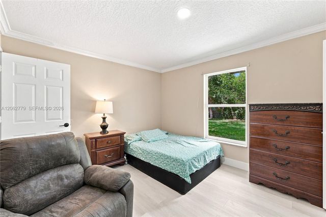 12629 75th Lane N, West Palm Beach, FL 33412