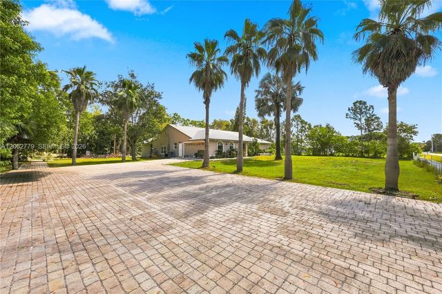 12629 75th Lane N, West Palm Beach, FL 33412