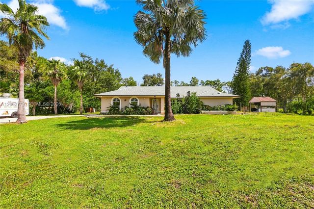 12629 75th Lane N, West Palm Beach, FL 33412