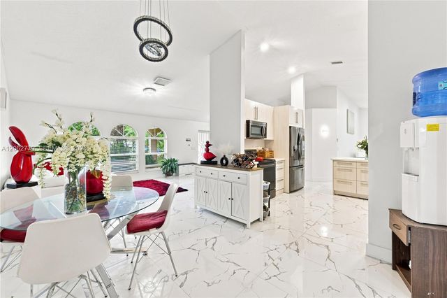 12629 75th Lane N, West Palm Beach, FL 33412