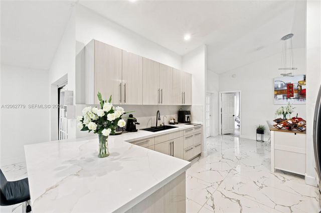 12629 75th Lane N, West Palm Beach, FL 33412