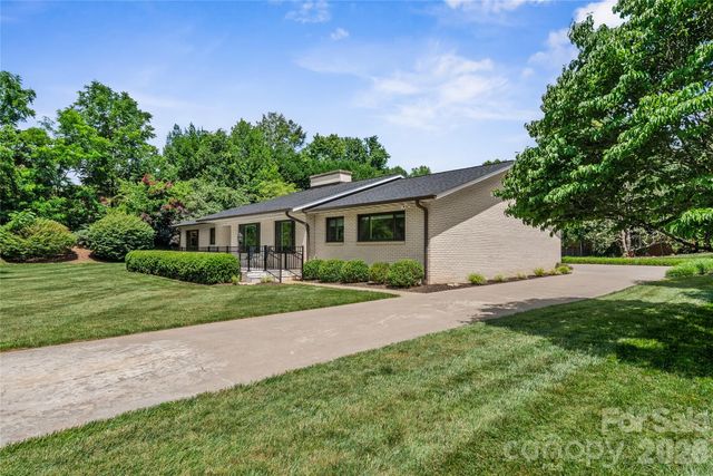1329 Merrimon Avenue, Asheville, NC 28804
