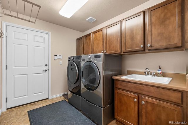 2073 Avery Way, Castle Rock, CO 80109