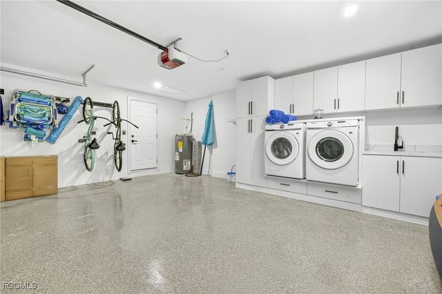 1105 Skiff PL, Sanibel, FL 33957