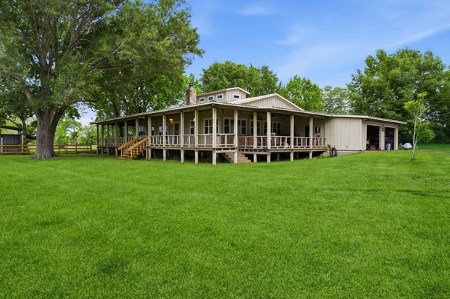 1992 Highway 105 E, Liberty, TX 77575
