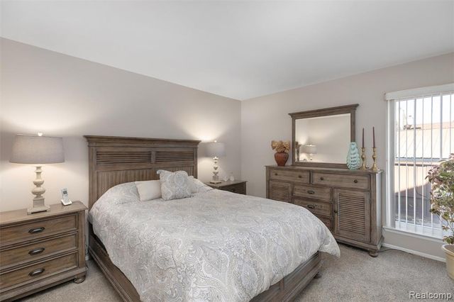 38565 Golfview Drive, Clinton Township, MI 48038