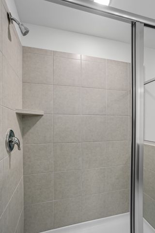 7022 Sutton Dr, White House, TN 37188