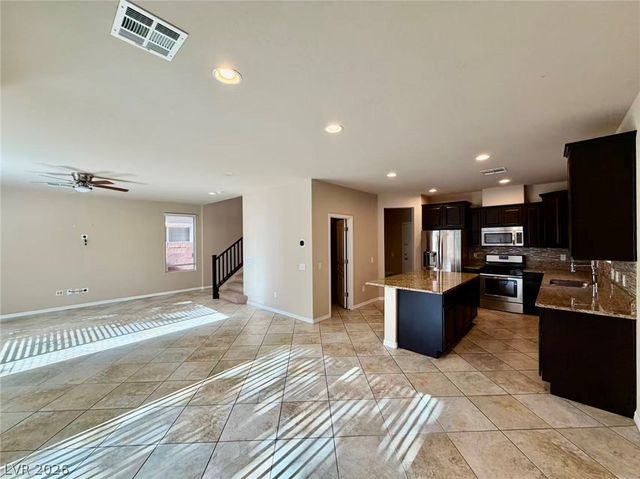 10941 Great Sioux Road, Las Vegas, NV 89179