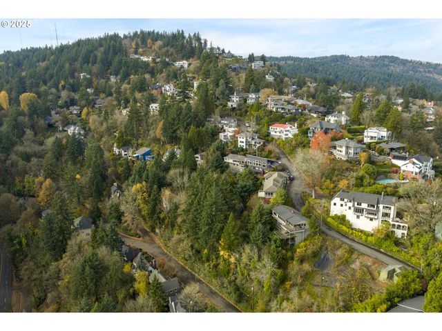 Nw MACLEAY Blvd, Portland, OR 97210