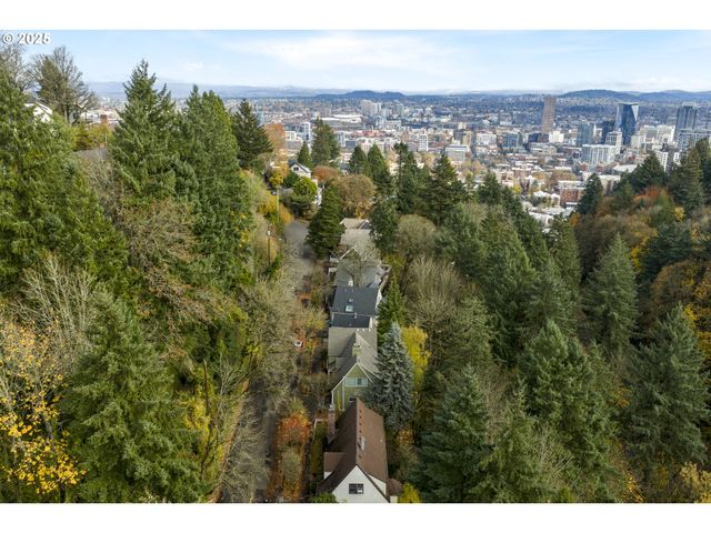 Nw MACLEAY Blvd, Portland, OR 97210