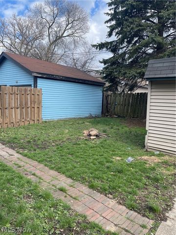 3303 W 90th Street, Cleveland, OH 44102