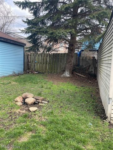 3303 W 90th Street, Cleveland, OH 44102