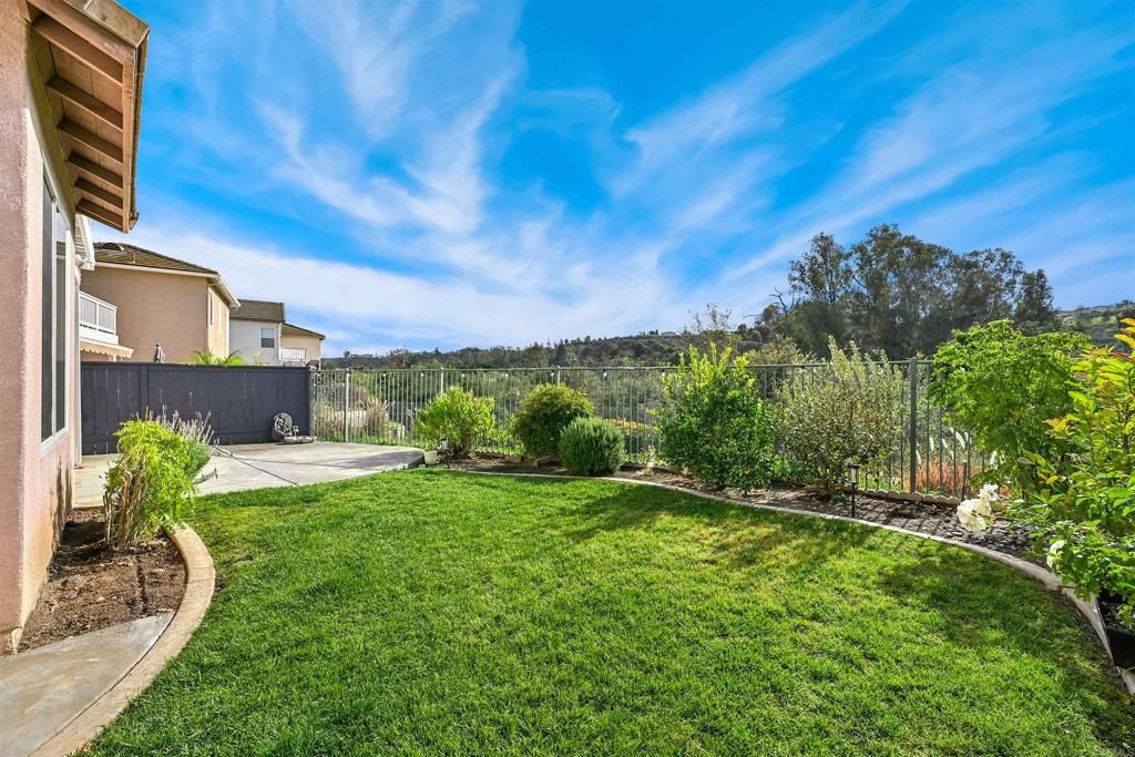 Image 34 of property listing at 12204 Pepper Tree Lane, Poway, CA 92064