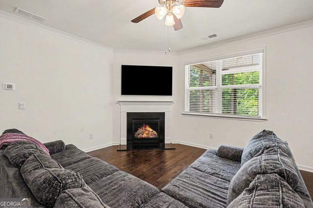 639 Blue Juniper Circle, Loganville, GA 30052