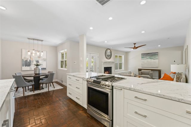 9531 Vinewood Drive, Dallas, TX 75228