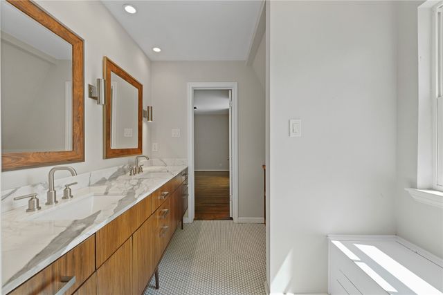 9531 Vinewood Drive, Dallas, TX 75228