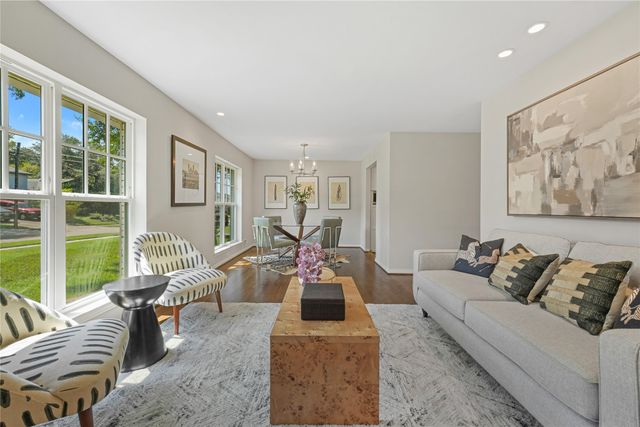 9531 Vinewood Drive, Dallas, TX 75228