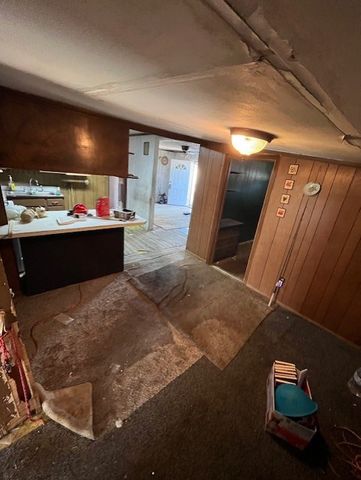 913 Waverly Dr, Midland, TX 79703