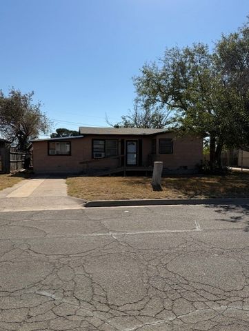 913 Waverly Dr, Midland, TX 79703