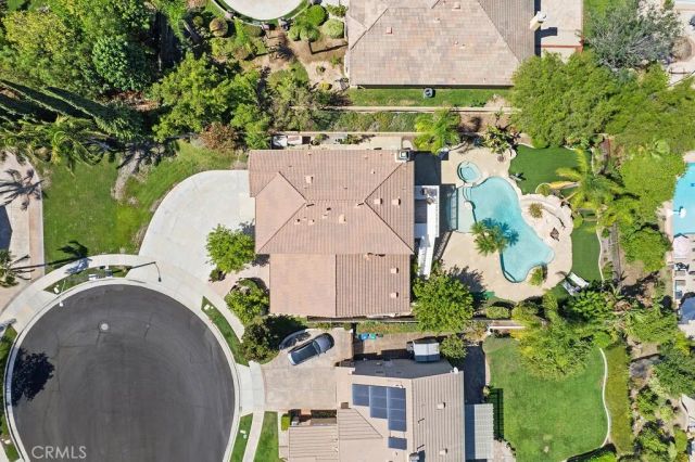135 Custer Circle, Corona, CA 92881