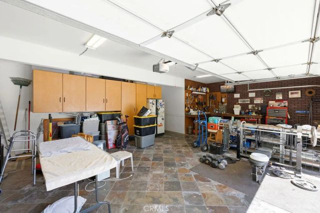 135 Custer Circle, Corona, CA 92881