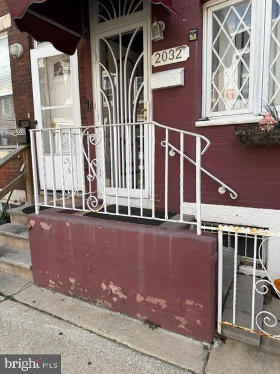 2032 PIERCE ST, Philadelphia, PA 19145 — photo 2