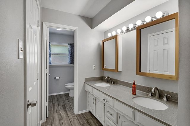1600 Hearthstone Drive, Plano, TX 75023