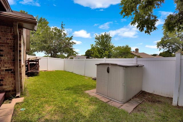 1600 Hearthstone Drive, Plano, TX 75023