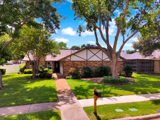 1600 Hearthstone Drive, Plano, TX 75023