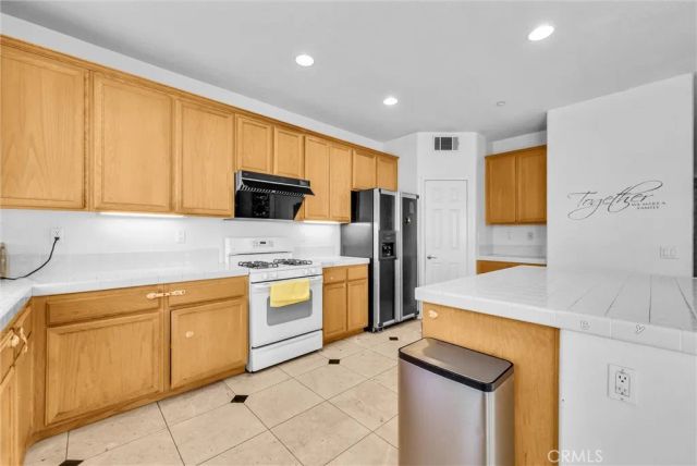 14679 Decoy Lane, Fontana, CA 92336