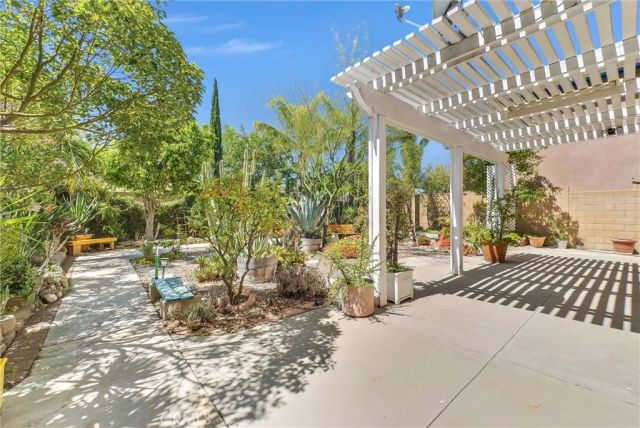 14679 Decoy Lane, Fontana, CA 92336