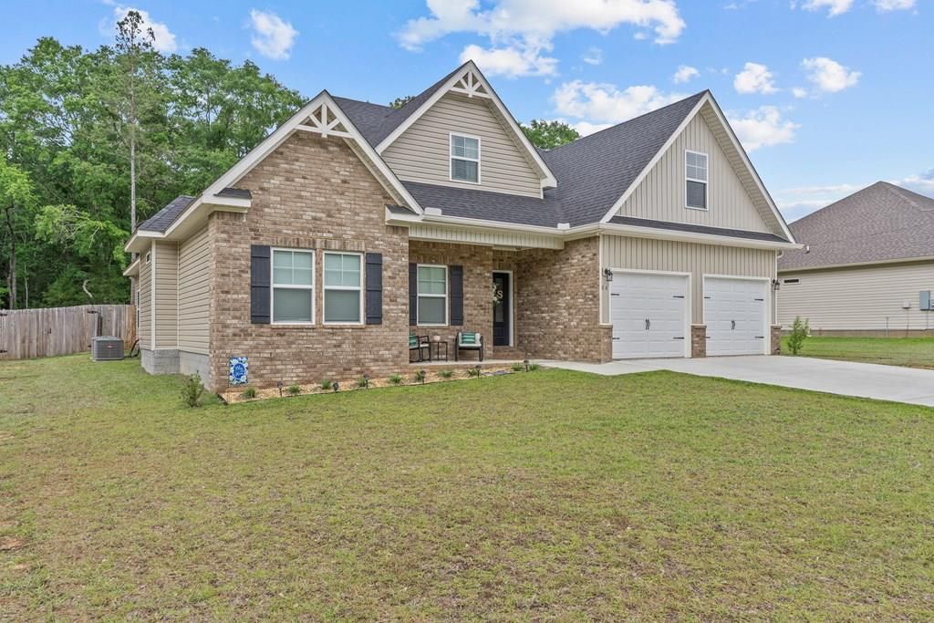 84 Settlement Rd, Dothan, AL 36301
