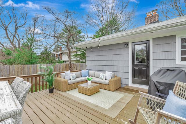 14 Ursular Court, Smithtown, NY 11787