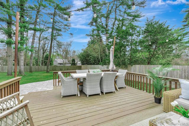 14 Ursular Court, Smithtown, NY 11787