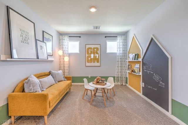 9376 AVA HATHAWAY Street 15, Las Vegas, NV 89141