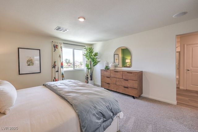 9376 AVA HATHAWAY Street 15, Las Vegas, NV 89141