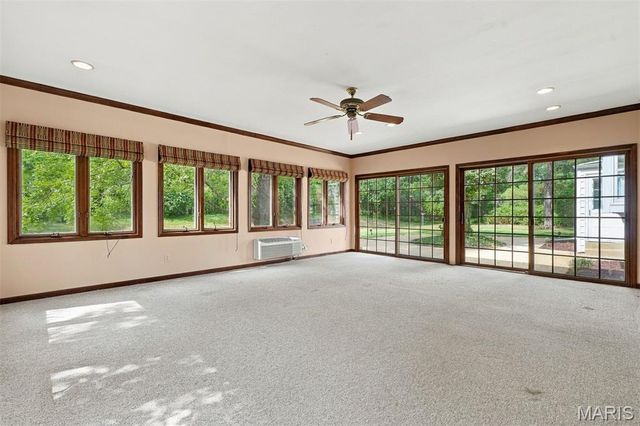 2073 Willow Leaf Drive, Frontenac, MO 63131