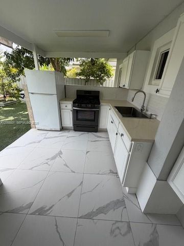3078 SE 5th Drive, Homestead, FL 33033