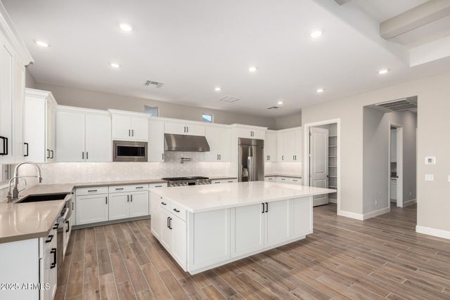 21140 E DIANA Way, Queen Creek, AZ 85142