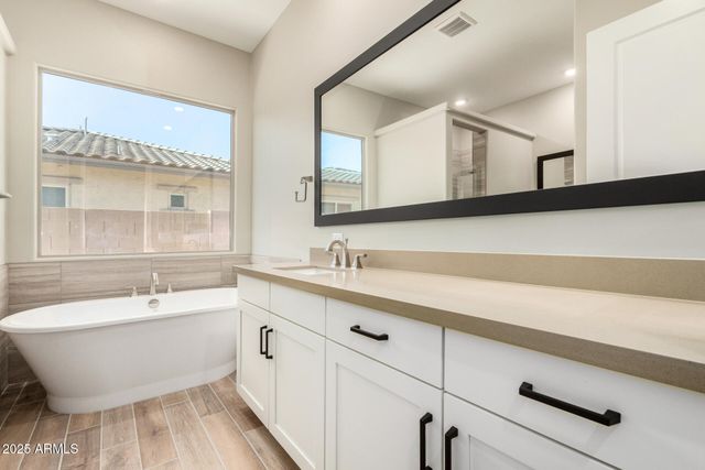 21140 E DIANA Way, Queen Creek, AZ 85142